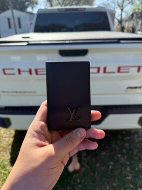 Black Leather Card & Key Holder Comes with box and dust bag